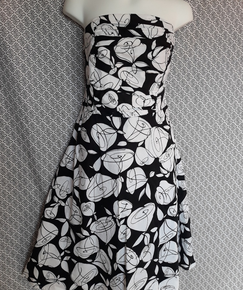 Black & White Strapless dress